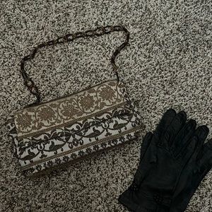 Purse and gloves